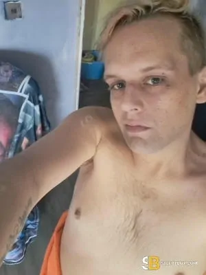 Gay Escort Charlie 33yr - role