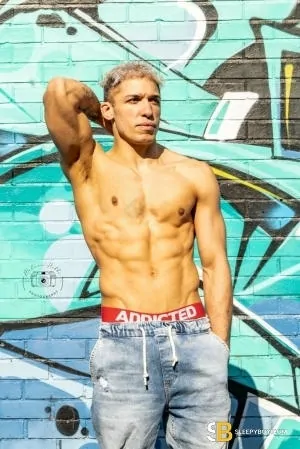 Gay Escort Lance 26yr - double penetration