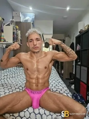 Gay Escort Lance 26yr - double penetration