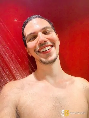 Gay Escort Eros 24yr - dirty talk