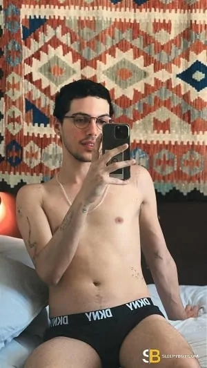 Gay Escort Eros Colker 24yr - massage