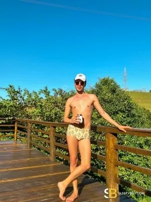 Gay Escort Eros Colker 24yr - sex slaves
