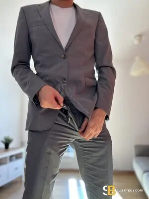 Gay Escort Eros 24yr - blowjob