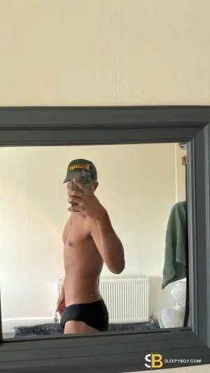 Bisexual Escort Caio 23yr - licking