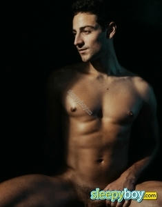 male rent boy Chelsea Leonardo