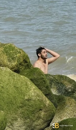 Bisexual Escort Reza 24yr - double penetration