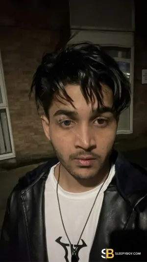Bisexual Escort Reza 23yr - double penetration