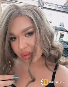 transgender (MTF) rent boy London арианна