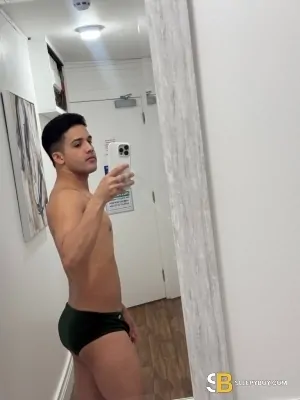 Bisexual Escort Tony 24yr - sucking