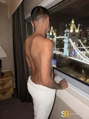 Bisexual Escort Luís Felipe 21yr - sucking