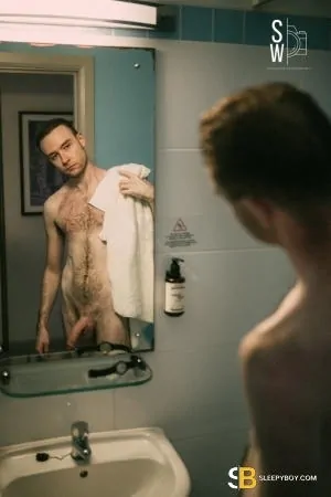 Gay Escort Chris Xxl 29yr - exhibitionist