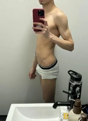 Gay Escort John 18yr - role