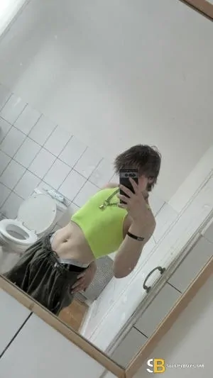 Gay Escort Rylie 20yr - gangbang