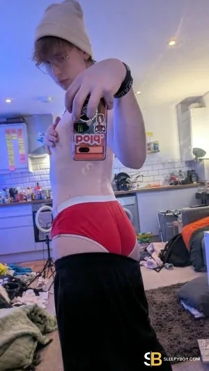 Gay Escort Rylie 20yr - masseur