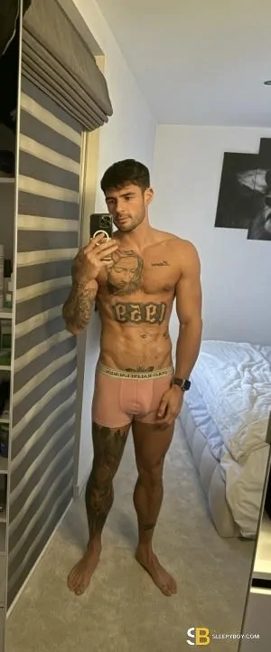Bisexual Escort Reece 28yr - always safe sex