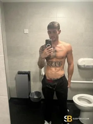 Bisexual Escort Reece 28yr - always safe sex