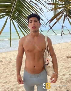 male rent boy Darlington Leonardo