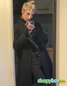 male rent boy Mitcham Kizo