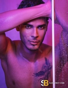 male escort London Hugo Ferrari