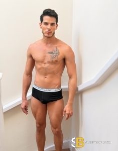 male escort London Hugo Ferrari