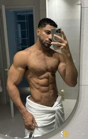 Bisexual Escort Fabiano 28yr - role