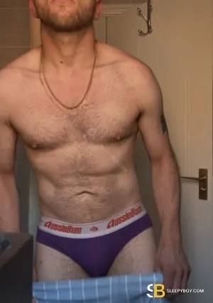 Gay Escort Cj_manc 26yr - trios
