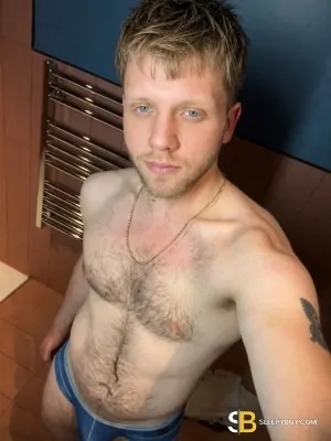 Gay Escort Cj_manc 26yr - double penetration