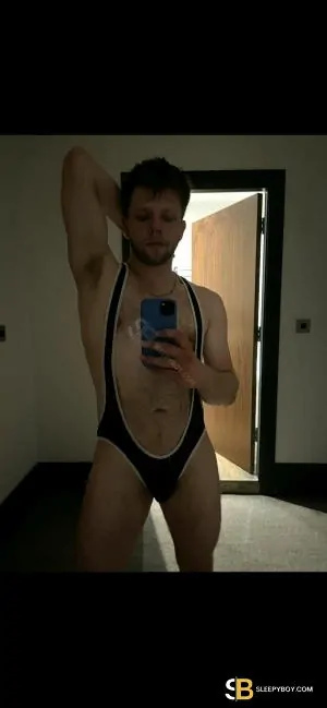 Gay Escort Cj_manc 26yr - blowjob