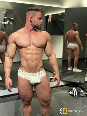 Gay Escort Clauditorrony 27yr - licking