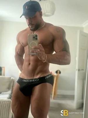 Gay Escort Bruno Top Boy 27yr - role