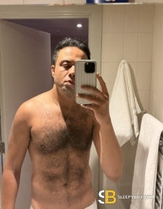 male escort Glasgow Simon