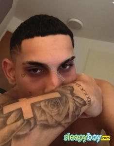 male rent boy Essen Nicki