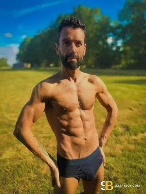 Gay Escort Sergio 45yr - double penetration