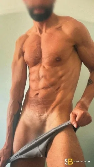 Gay Escort Sergio 45yr - double penetration