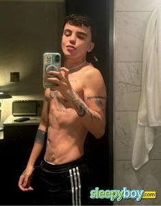 male rent boy London Matteo