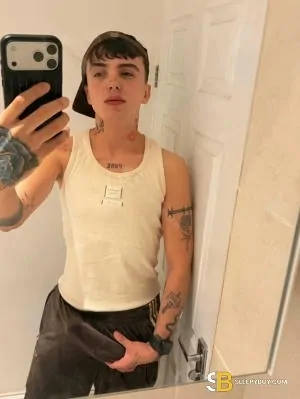 Gay Escort Matteo 22yr - role
