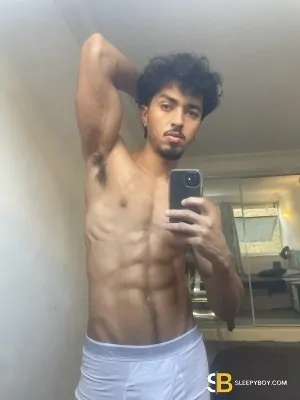 Bisexual Escort Marcos 26yr - trios