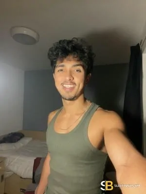 Bisexual Escort Marcos 26yr - cum on body