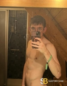 male rent boy Paris Studentpleasure ⬇️