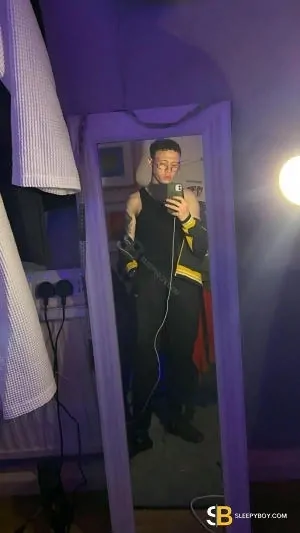 Bisexual Escort Adonis 24yr - gangbang