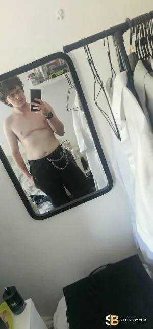 Bisexual Escort Leon 24yr - trios