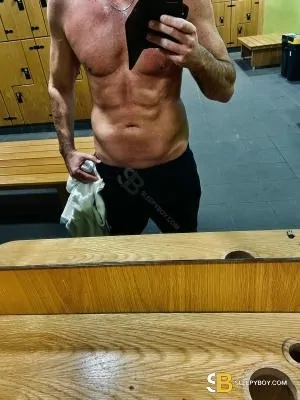 Bisexual Escort Cameron Male Master 38yr - double penetration