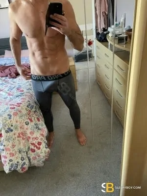 Bisexual Escort Cameron Male Master 38yr - always safe sex