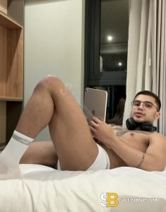 male escort Wembley Enzo T&uacute;lio