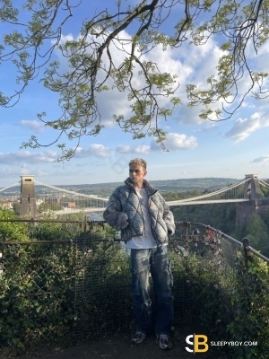 Gay Escort Jonah 21yr - massage