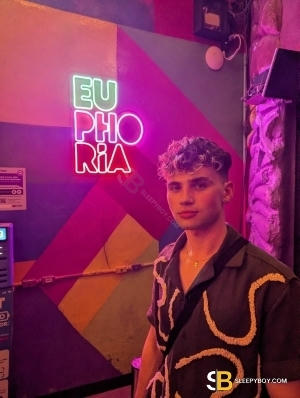 Gay Escort Jonah 21yr - massage