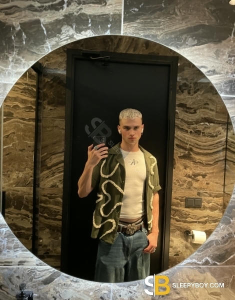 male escort Fitzrovia Jonah