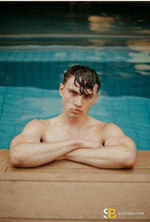 Gay Escort Jonah 21yr - shaving