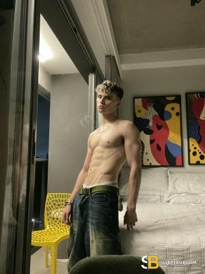 Gay Escort Jonah 21yr - masseur