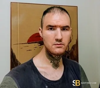 Gay Escort Edward 25yr - role